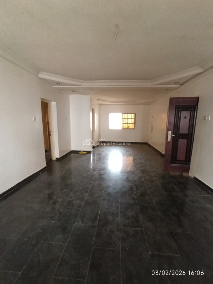 3bedroom Flat @ Utako, Wuye Main Very Close to Utako, Wuye, Abuja, Flat / Apartment for Rent