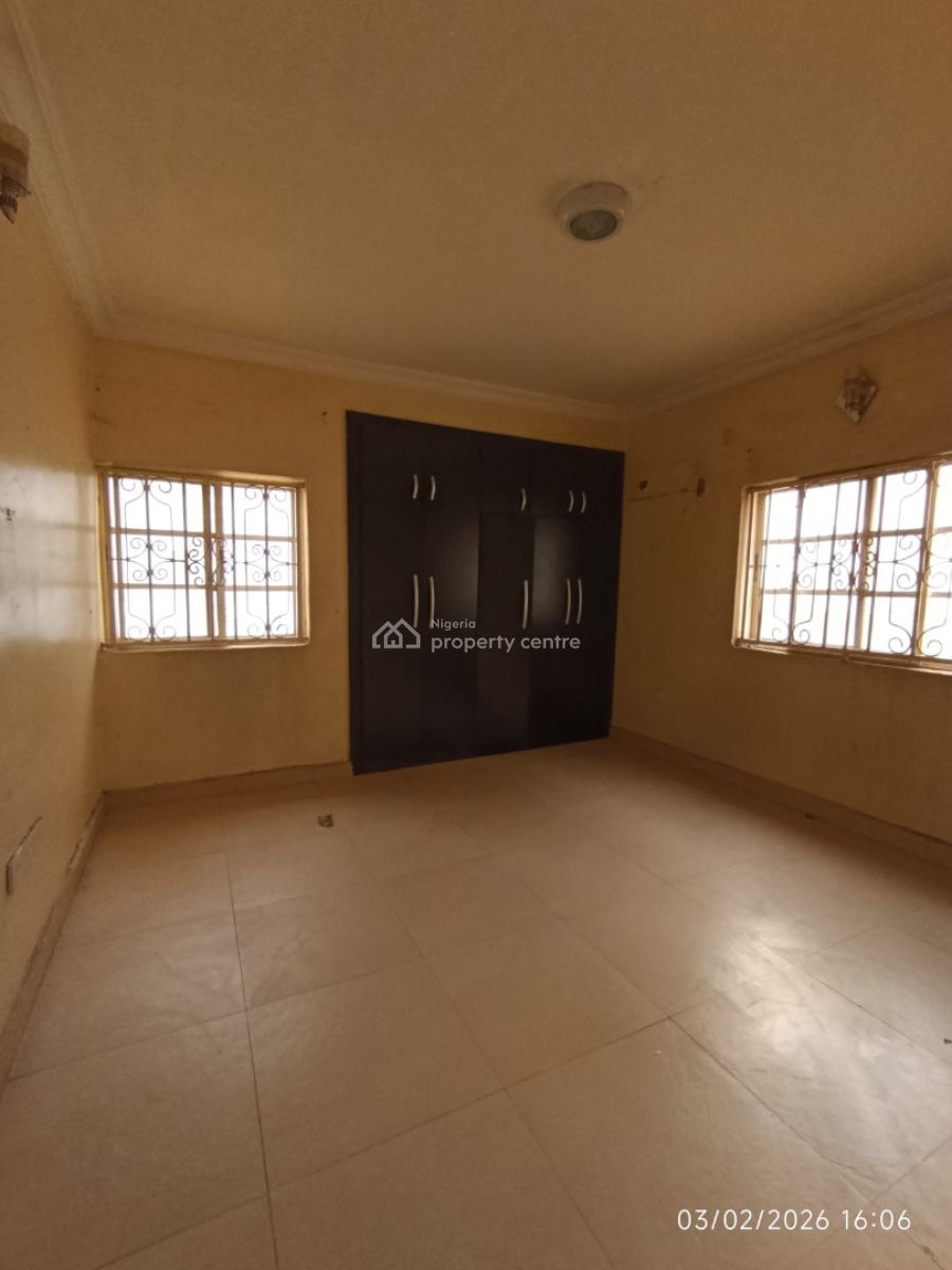 3bedroom Flat @ Utako, Wuye Main Very Close to Utako, Wuye, Abuja, Flat / Apartment for Rent