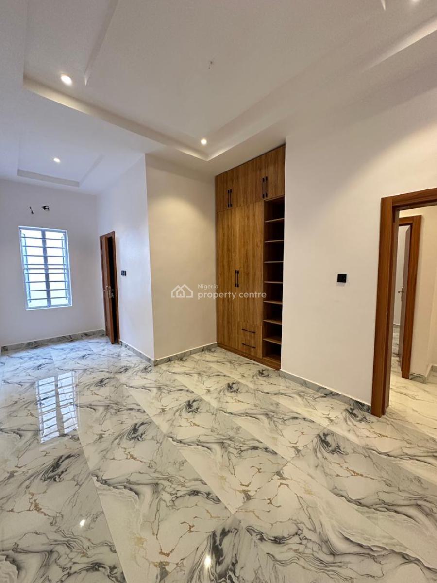 Well-built Luxury Spacious 4 Bedroom Terrace Duplex, Orchid, Lekki, Lagos, Terraced Duplex for Sale