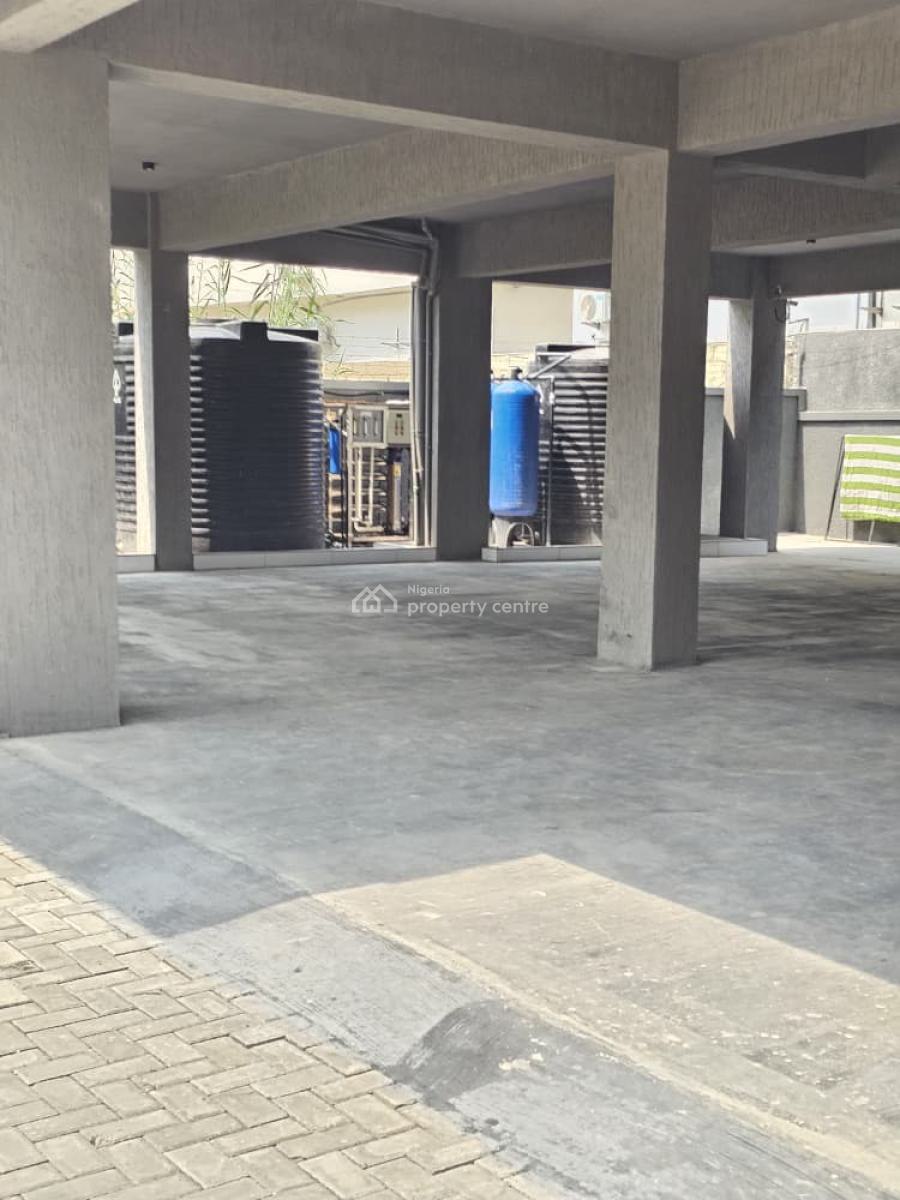 Well-built Luxury Spacious 2 Bedroom Apartment with a Gym, Ikate, Ikate, Lekki, Lagos, Block of Flats for Sale
