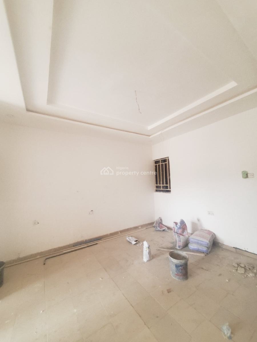 *superclean 3bedroom Flat on a Tarred Rd, By Old Secretariat, Durumi, Abuja, Flat / Apartment for Rent