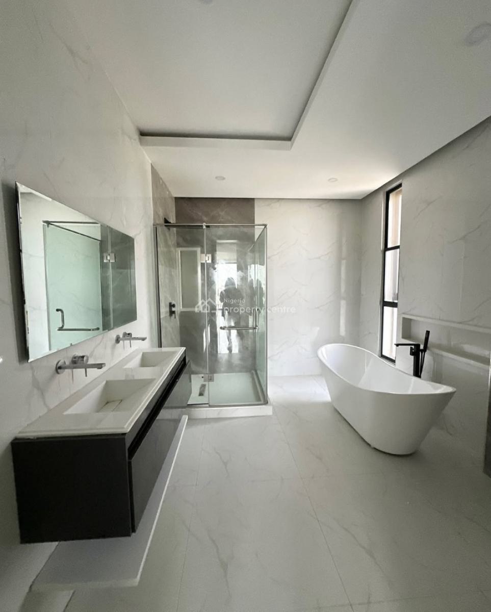 Luxury 4 Bedroom Maisonette, Ikoyi, Lagos, Block of Flats for Sale