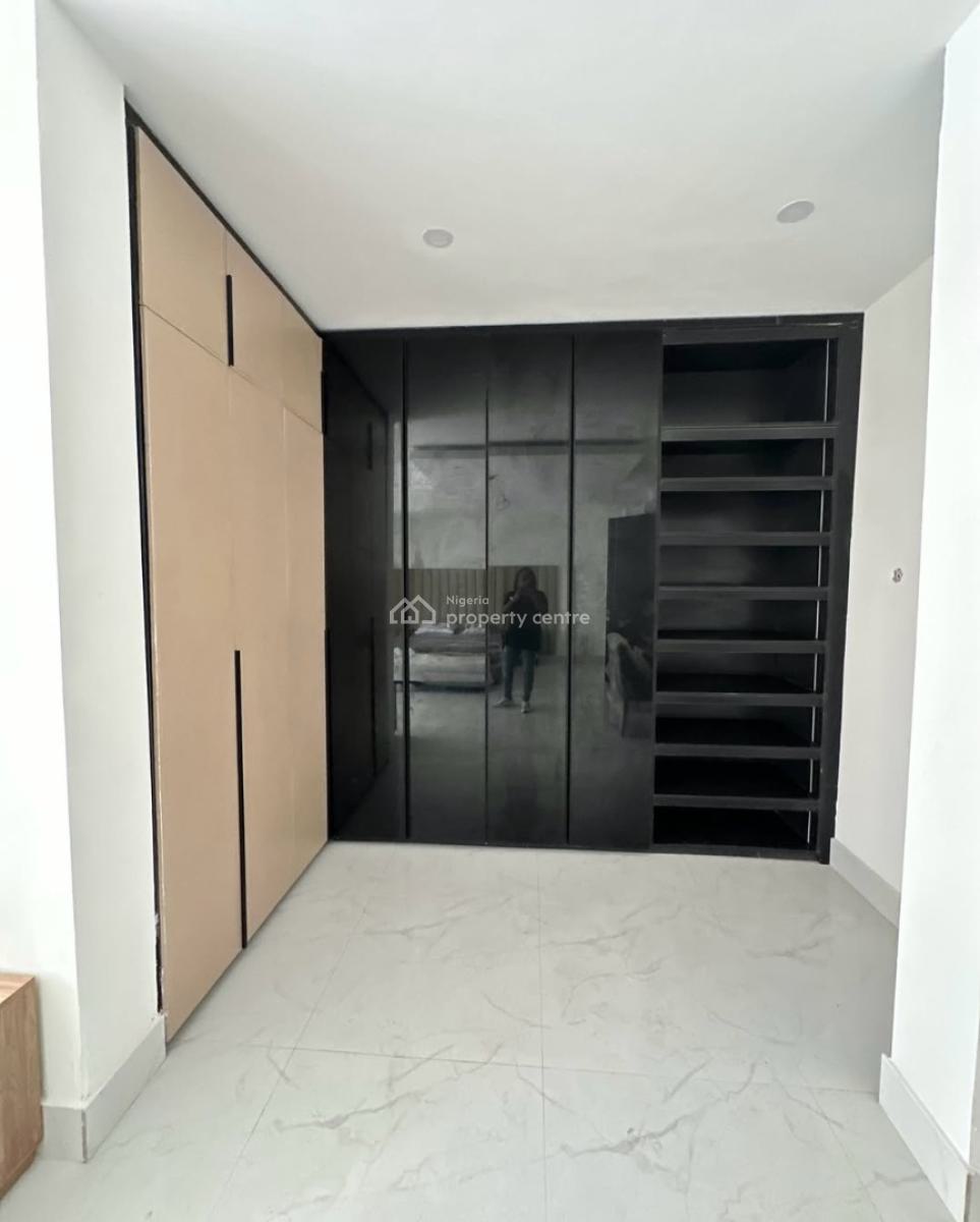Luxury 4 Bedroom Penthouse, Ikoyi, Lagos, Block of Flats for Sale