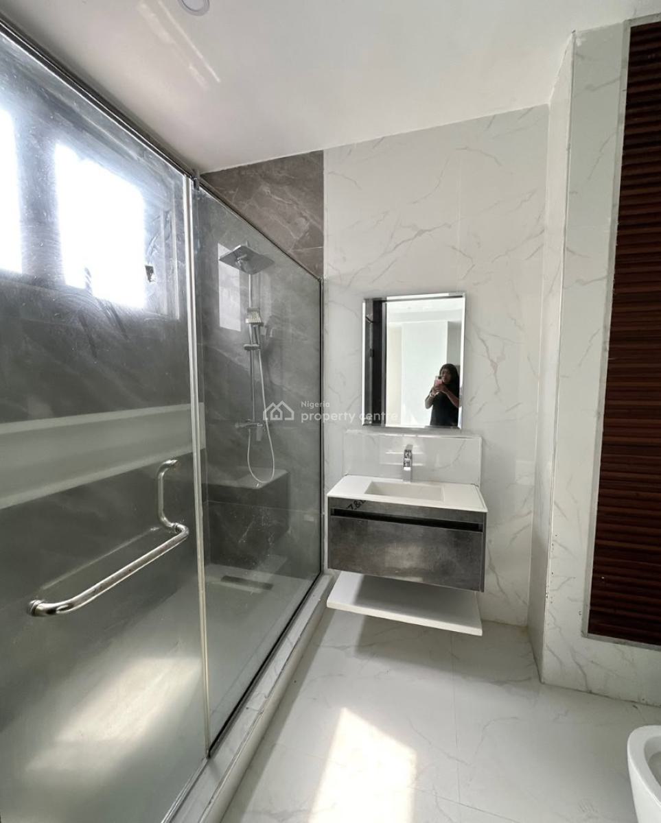 Luxury 4 Bedroom Penthouse, Ikoyi, Lagos, Block of Flats for Sale