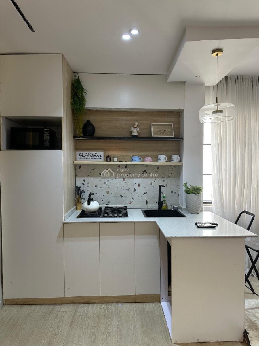 Spacious Furnished Mini Flat Apartment, Lekki Right, Lekki Phase 1, Lekki, Lagos, Mini Flat (room and Parlour) for Rent