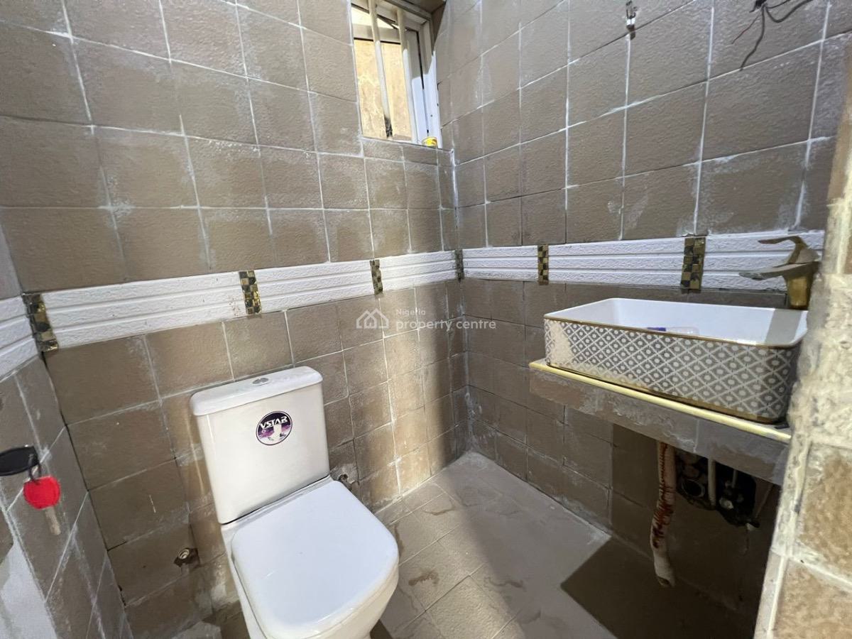 2bedroom Tarrece Duplex, Guzape, Guzape District, Abuja, Terraced Duplex for Rent