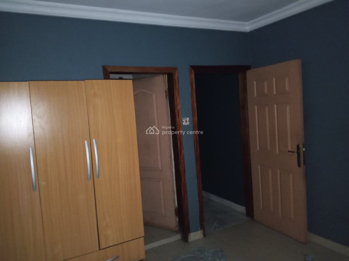 2 Bedroom Flat, Alagomeji, Yaba, Lagos, Flat / Apartment for Rent
