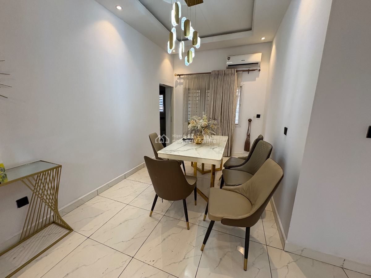 Fully Furnished 3bedroom Apartment in an Estate Fully Tarred Road, Katampe Main, Fully Tarred Road, Katampe (main), Katampe, Abuja, Flat / Apartment for Rent