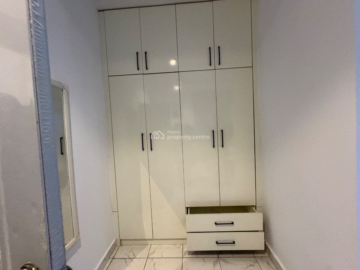 Fully Furnished 3bedroom Apartment in an Estate Fully Tarred Road, Katampe Main, Fully Tarred Road, Katampe (main), Katampe, Abuja, Flat / Apartment for Rent