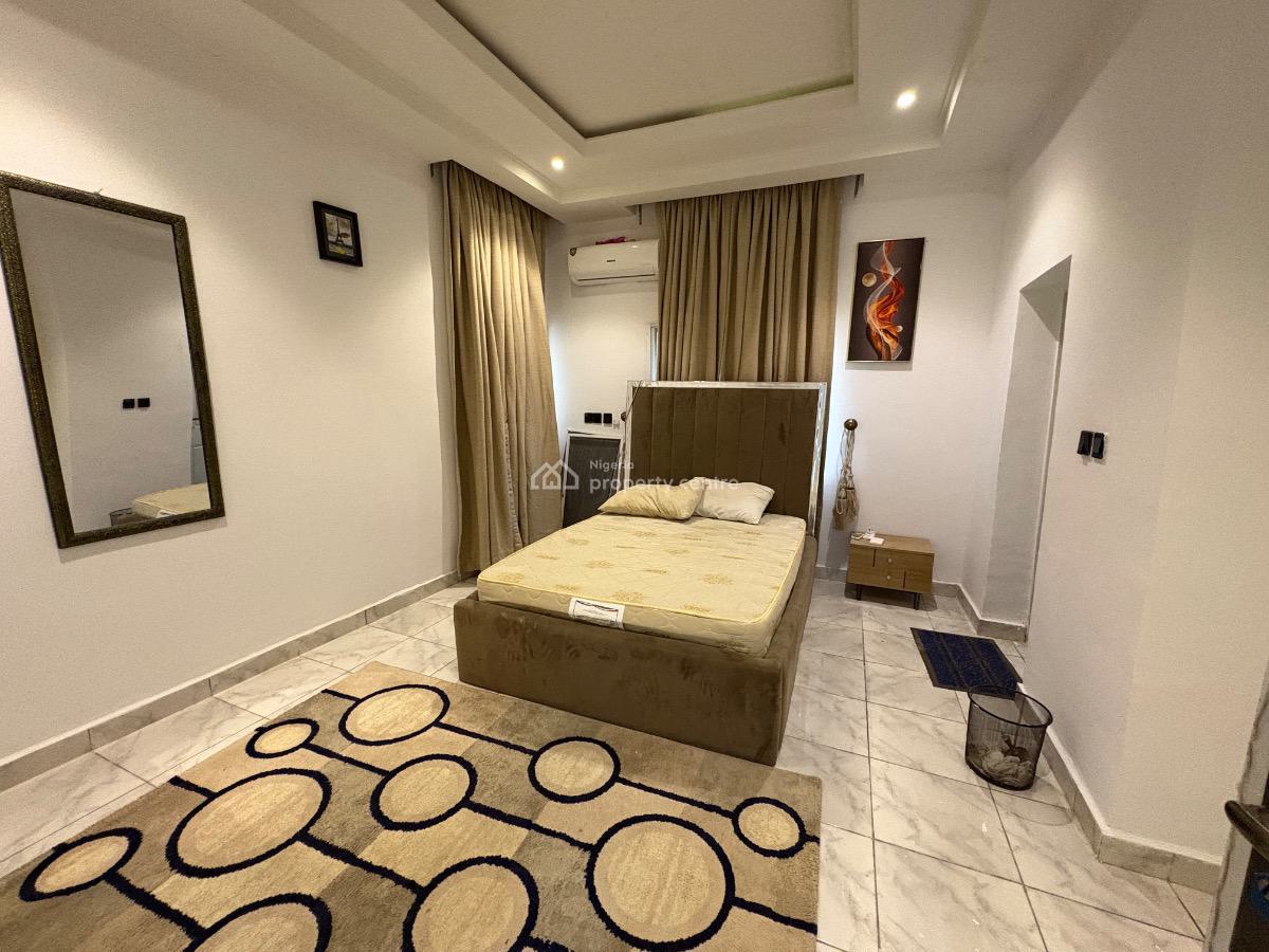 Fully Furnished 3bedroom Apartment in an Estate Fully Tarred Road, Katampe Main, Fully Tarred Road, Katampe (main), Katampe, Abuja, Flat / Apartment for Rent