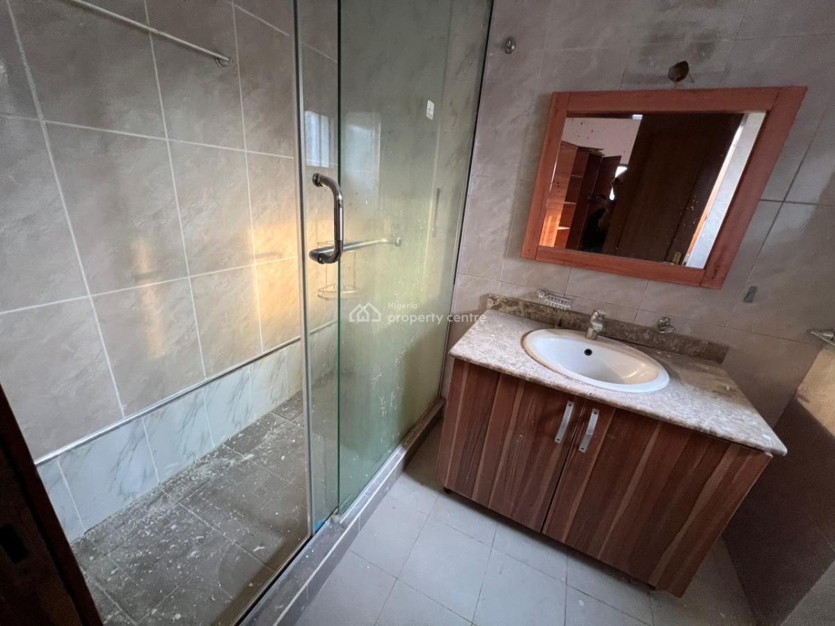 Neat 3 Bedroom Flat  Pool, Elevator, Gym, Laundry, Ante Room, Balcony, Parkview, Ikoyi, Lagos, Flat / Apartment for Rent