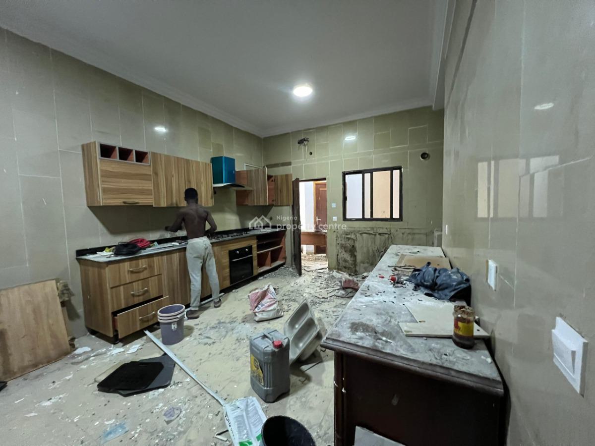 Neat 3 Bedroom Flat  Pool, Elevator, Gym, Laundry, Ante Room, Balcony, Parkview, Ikoyi, Lagos, Flat / Apartment for Rent