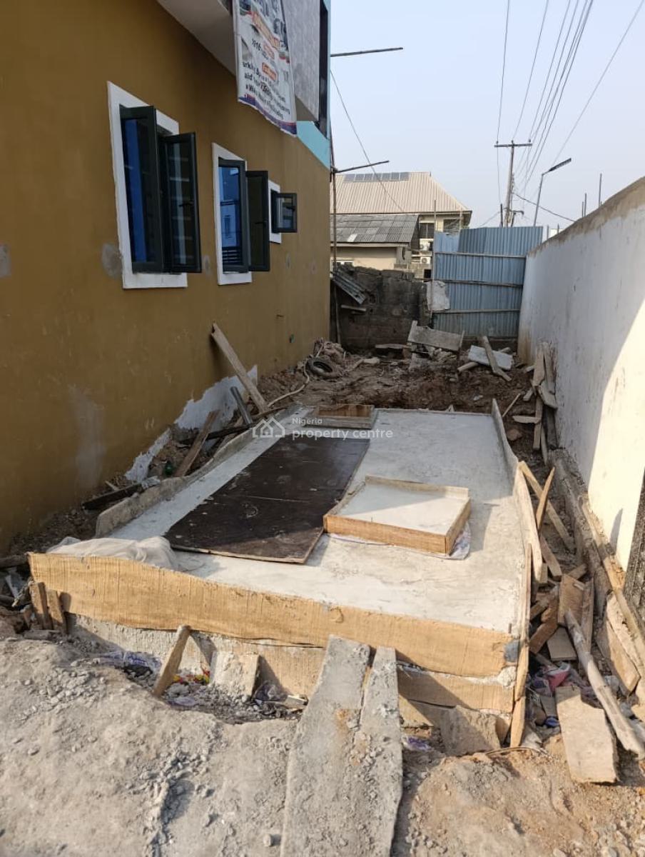 Luxury 2 Bedroom Apartment, Off Pedro Road, Pedro, Gbagada, Lagos, Flat / Apartment for Sale