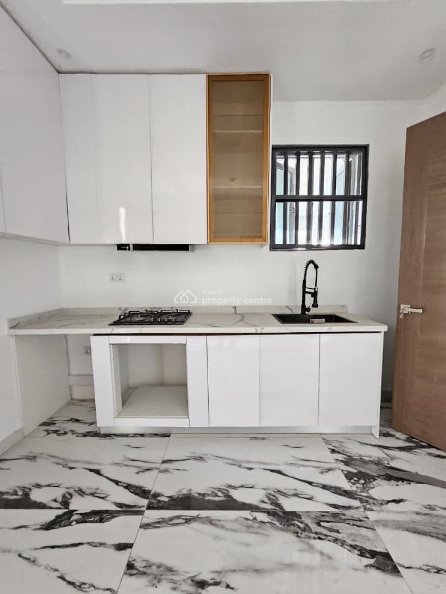 Luxury Spacious Studio Apartment with a Gym in a Secure Estate, Ikate, Lekki, Lagos, Self Contain (single Rooms) for Sale