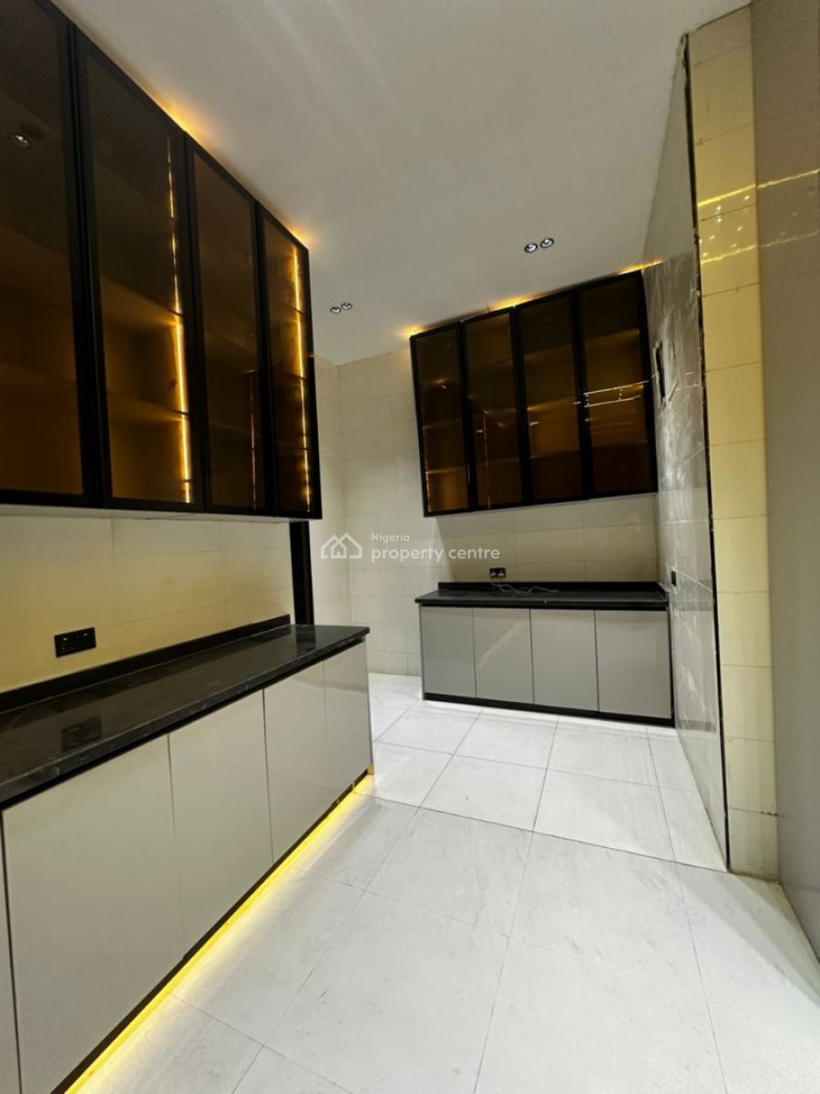 Spacious 5bedroom Detached Duplex with Pool and Bq in a Secure Estate, Chevron, Lekki, Lagos, Detached Duplex for Sale
