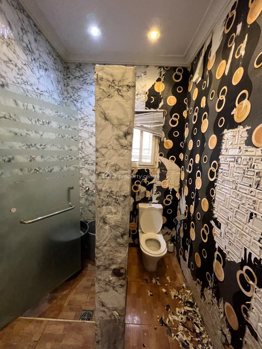 Spacious and Super-clean Studio Apartment in a Non Flood-prone Area, Agungi, Lekki, Lagos, Self Contain (single Rooms) for Rent