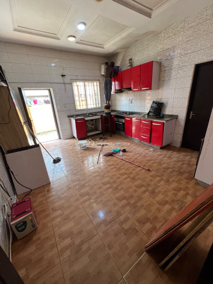 Spacious and Super-clean Studio Apartment in a Non Flood-prone Area, Agungi, Lekki, Lagos, Self Contain (single Rooms) for Rent