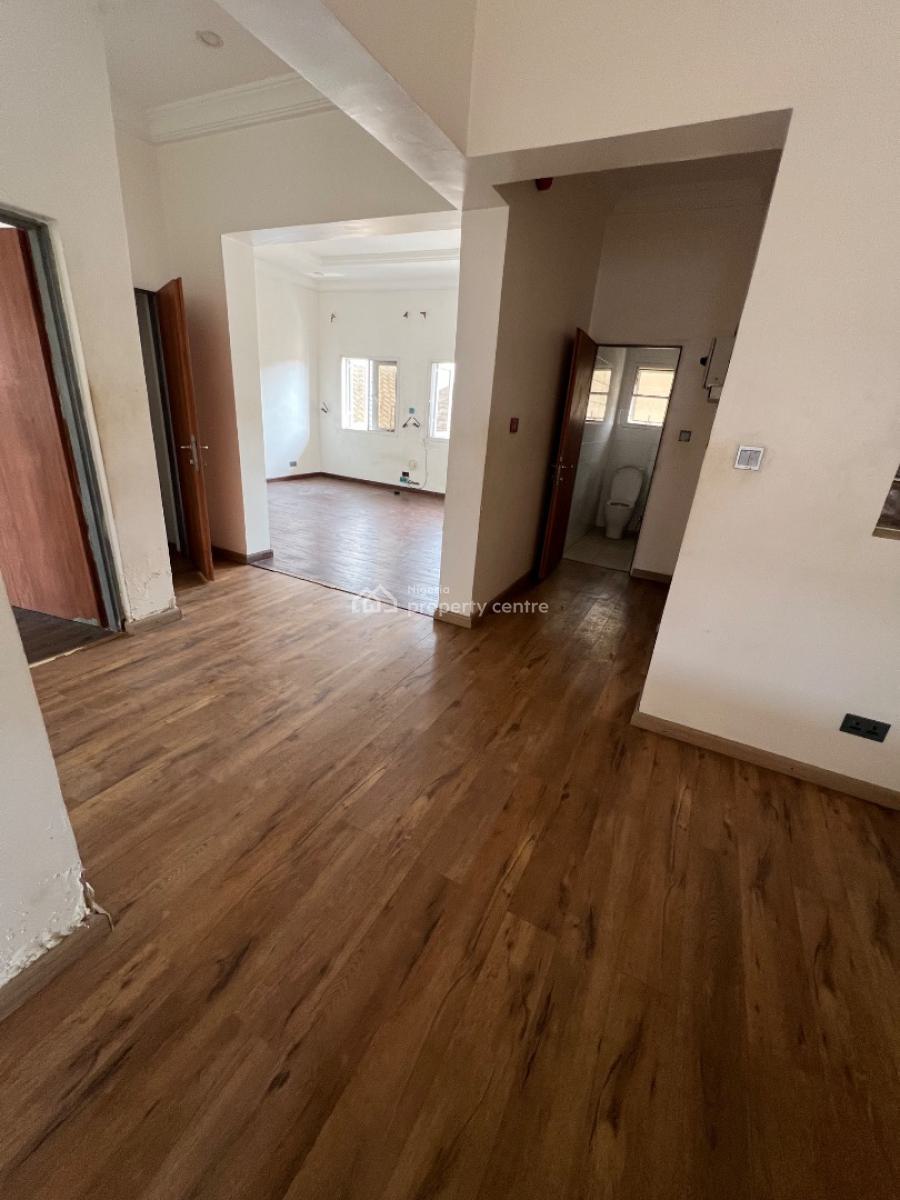 English-styled Miniflat in Bera Estate, Chevron, with 3 Acs & Inverter, Chevron, Bera Estate, Lekki Phase 1, Lekki, Lagos, Mini Flat (room and Parlour) for Rent