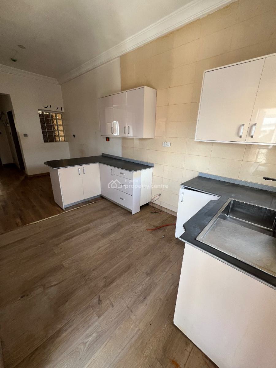 English-styled Miniflat in Bera Estate, Chevron, with 3 Acs & Inverter, Chevron, Bera Estate, Lekki Phase 1, Lekki, Lagos, Mini Flat (room and Parlour) for Rent