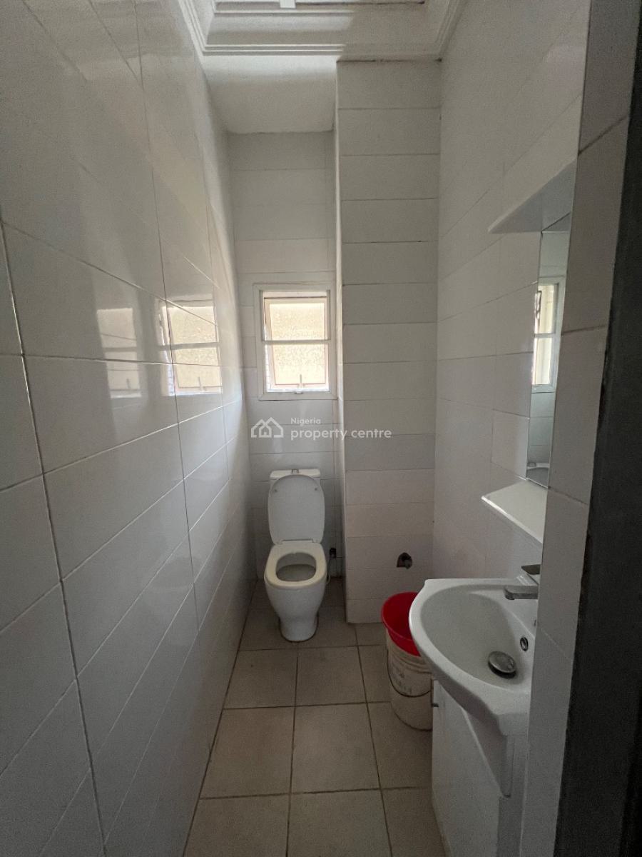English-styled Miniflat in Bera Estate, Chevron, with 3 Acs & Inverter, Chevron, Bera Estate, Lekki Phase 1, Lekki, Lagos, Mini Flat (room and Parlour) for Rent