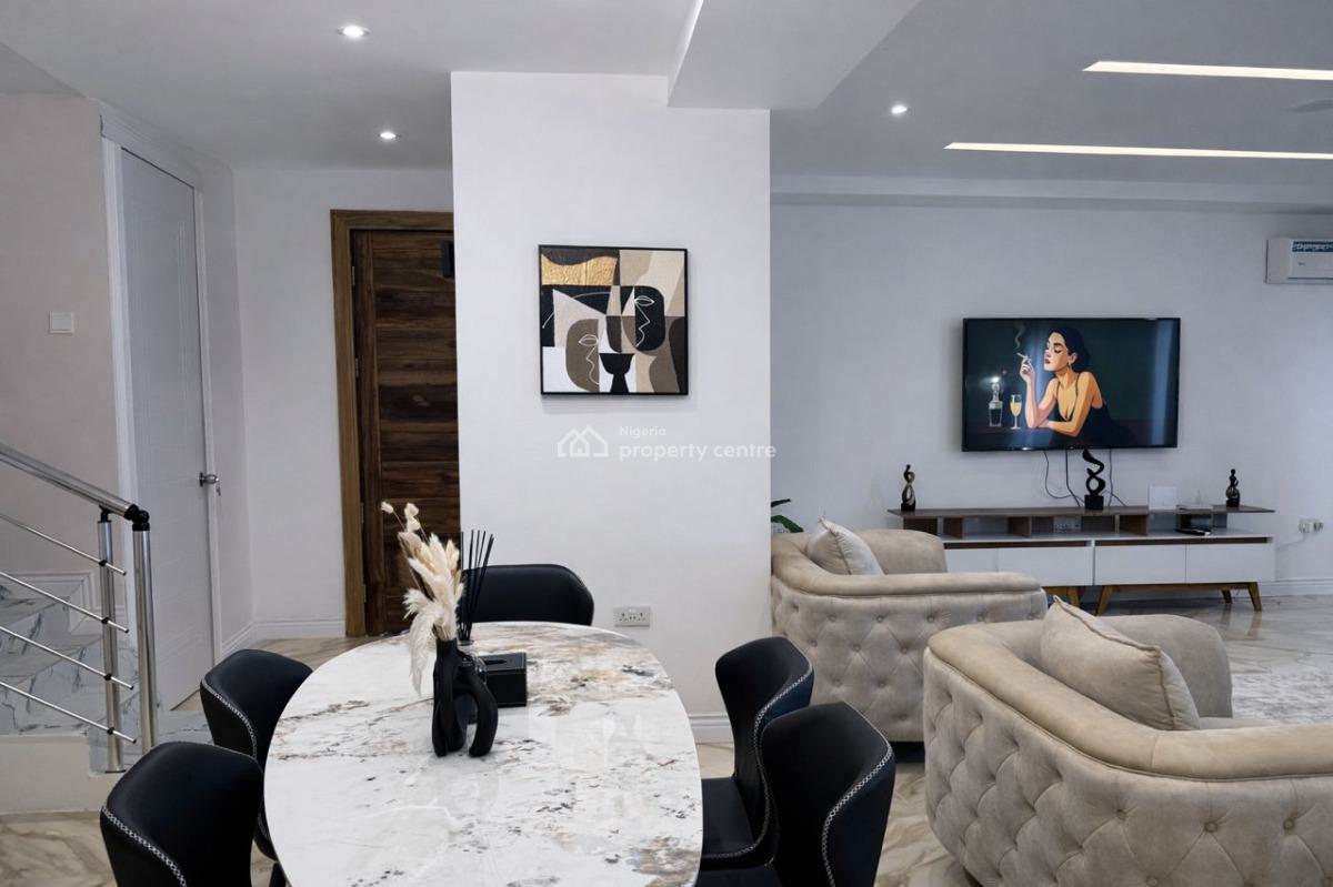 Luxurious 4 Bedroom Maisonette with Gym and Inbuilt Speakers, Lekki Phase 1, Lekki, Lagos, Flat / Apartment Short Let