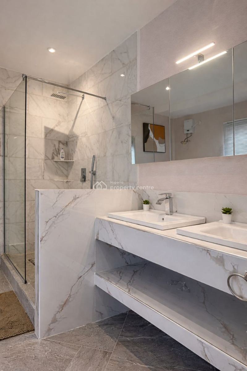 Luxurious 4 Bedroom Maisonette with Gym and Inbuilt Speakers, Lekki Phase 1, Lekki, Lagos, Flat / Apartment Short Let