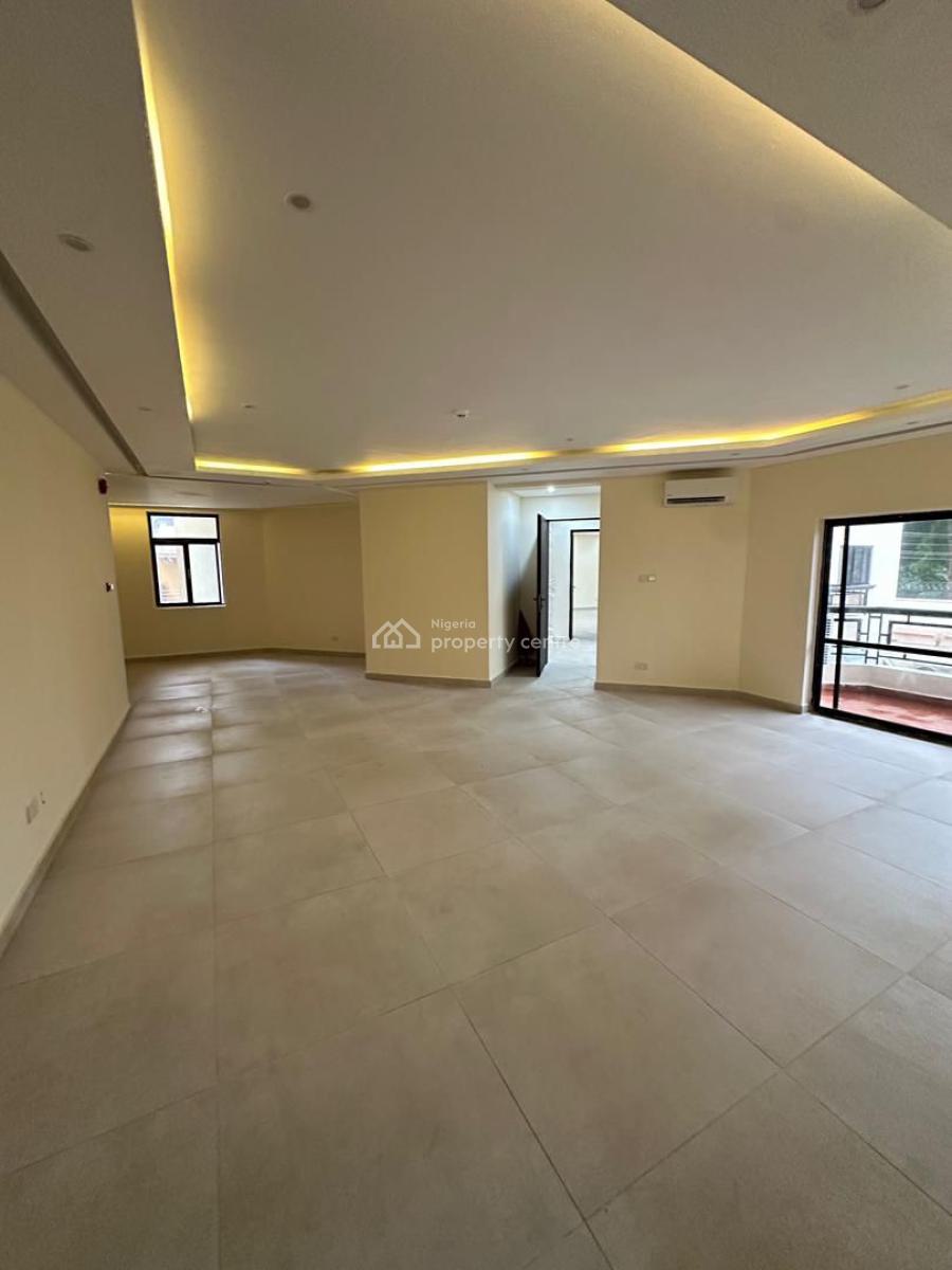 Exquisite 3 Bedroom Apartment with Bq (5 Years), Old Ikoyi, Ikoyi, Lagos, Flat / Apartment for Rent