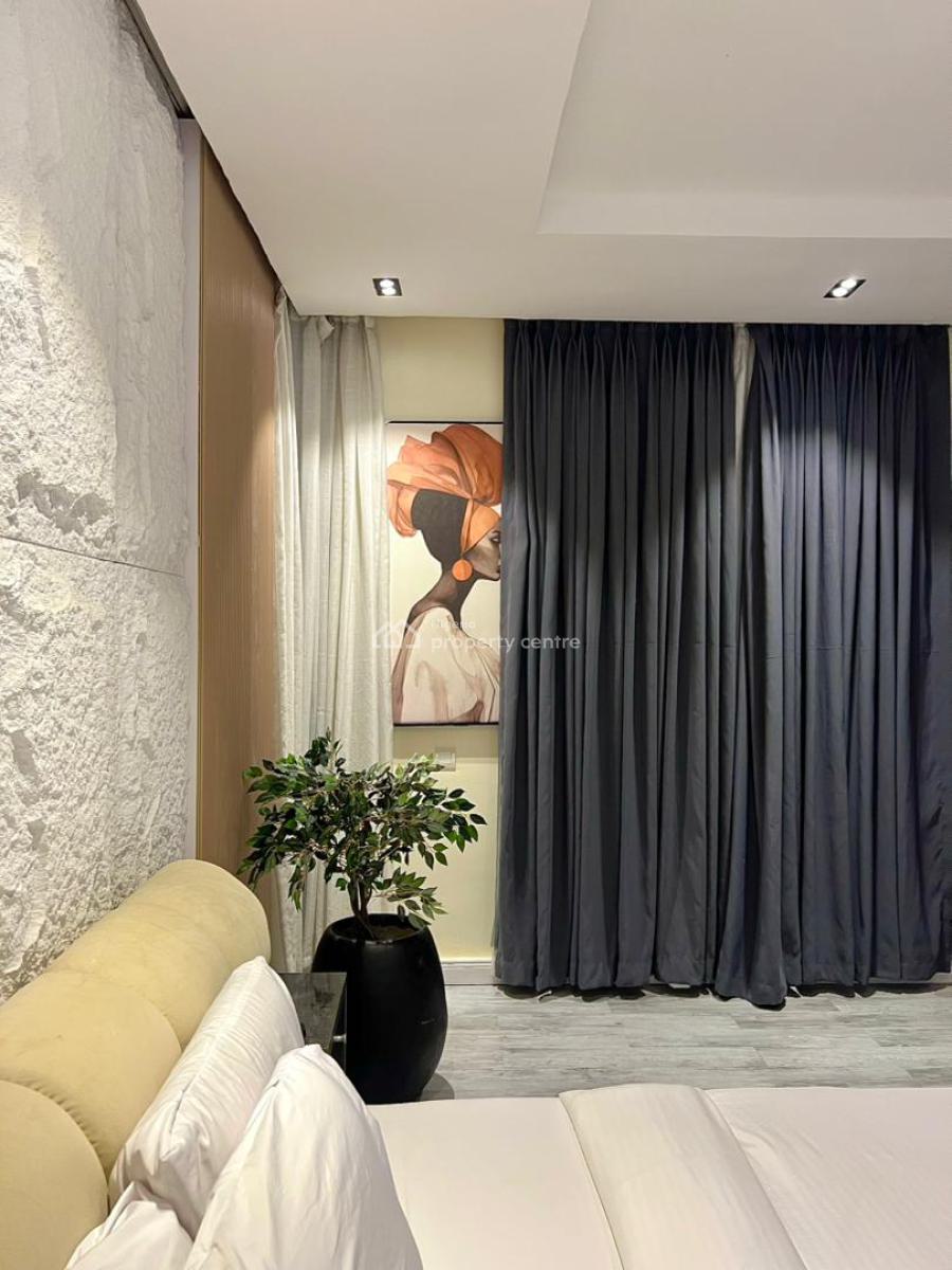 Luxury 3 Bedroom Apartment with Housekeeping and Ps5, Lekki Phase 1, Lekki, Lagos, Flat / Apartment Short Let