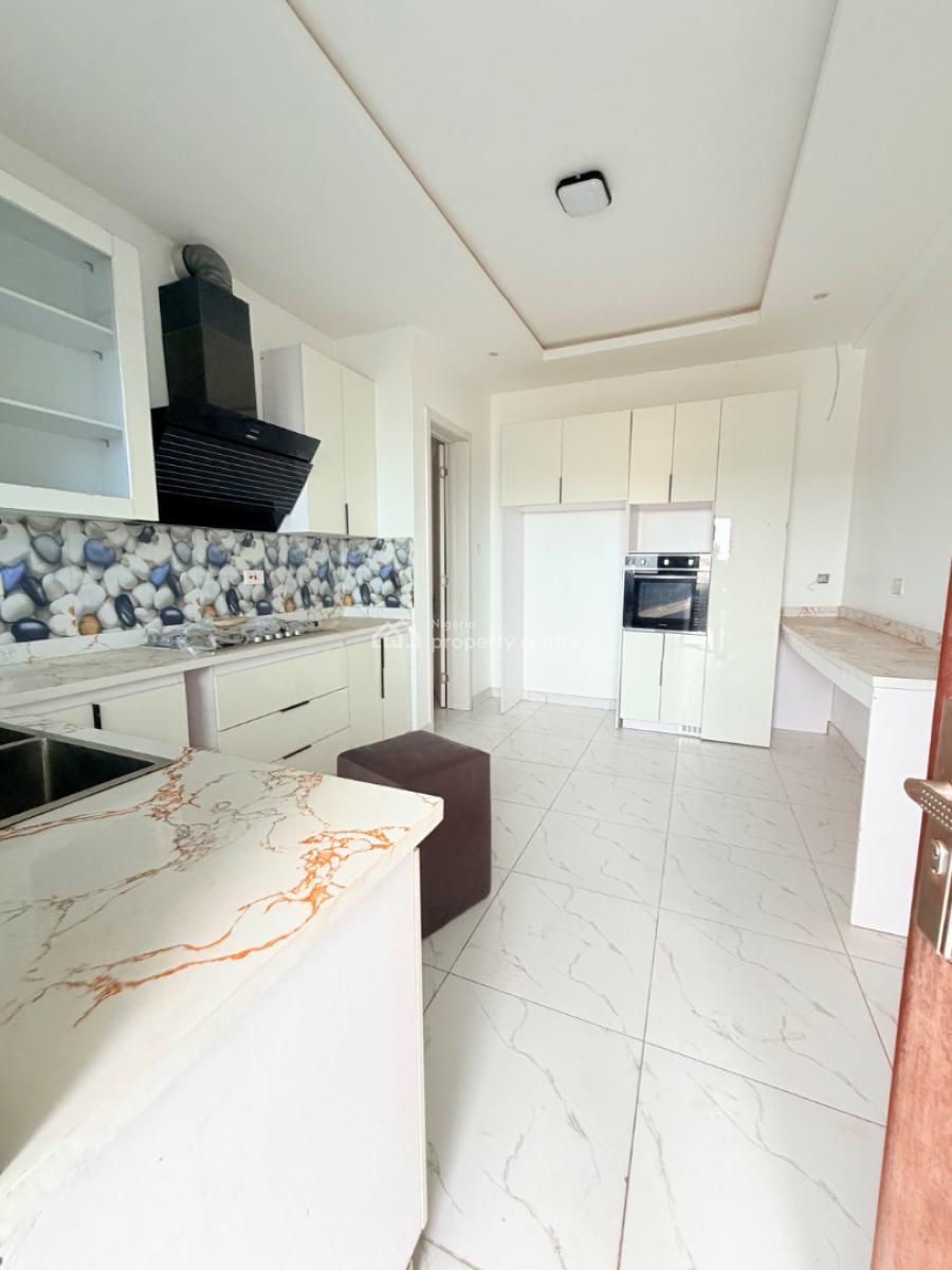 Lovely Built 4 Bedroom Terrace Duplex with a Room Bq, Obanikoro, Shomolu, Lagos, Terraced Duplex for Sale