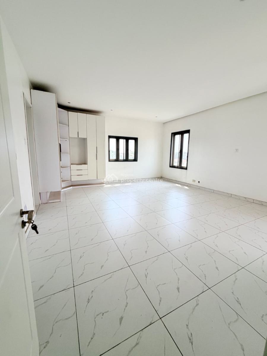 Lovely Built 4 Bedroom Terrace Duplex with a Room Bq, Obanikoro, Shomolu, Lagos, Terraced Duplex for Sale