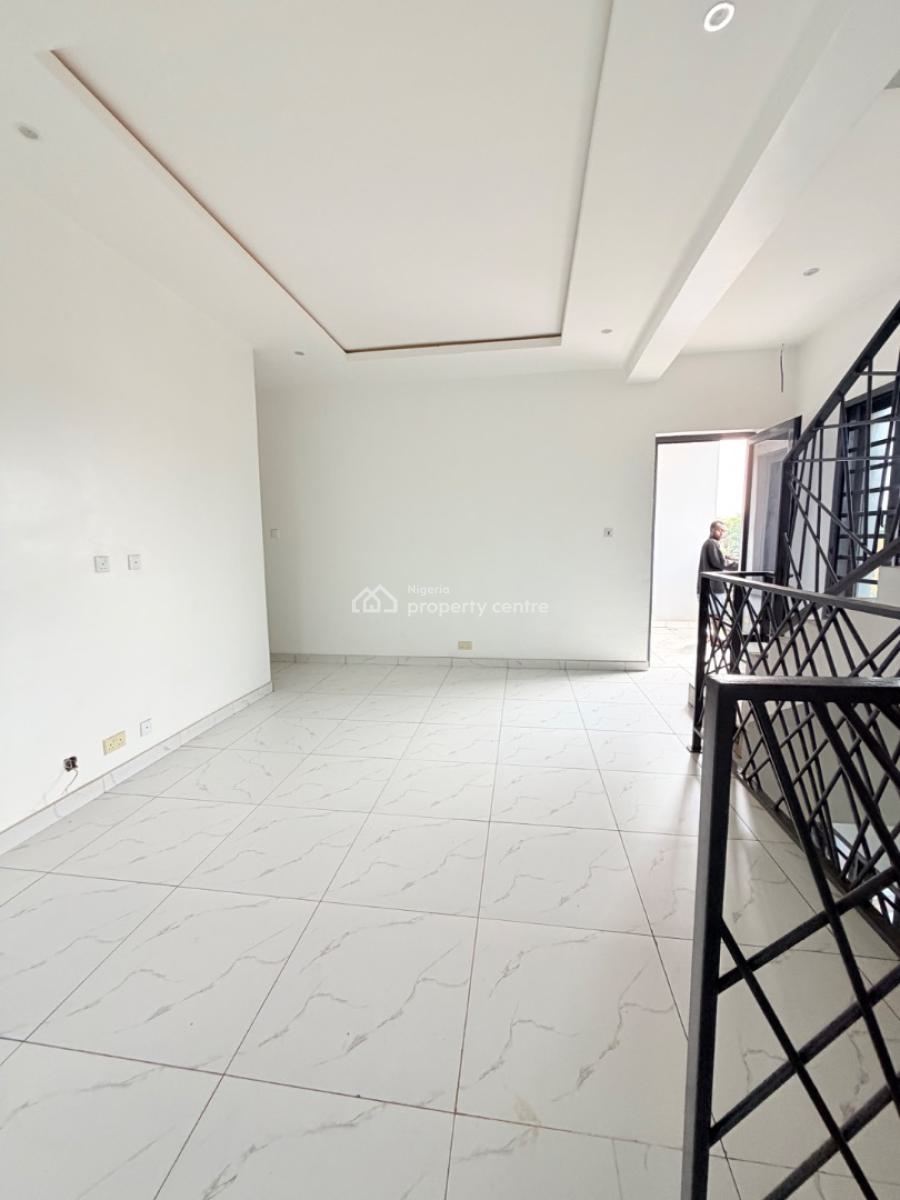 Lovely Built 4 Bedroom Terrace Duplex with a Room Bq, Obanikoro, Shomolu, Lagos, Terraced Duplex for Sale