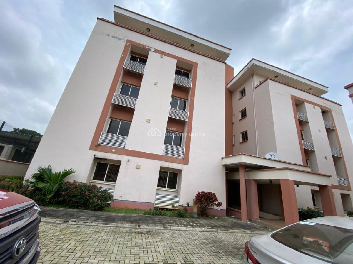 Luxurious 3 Bedrooms Serviced Apartment, Bq, Serene Neighborhood, Good Access Road, Asokoro District, Abuja, Flat / Apartment for Rent