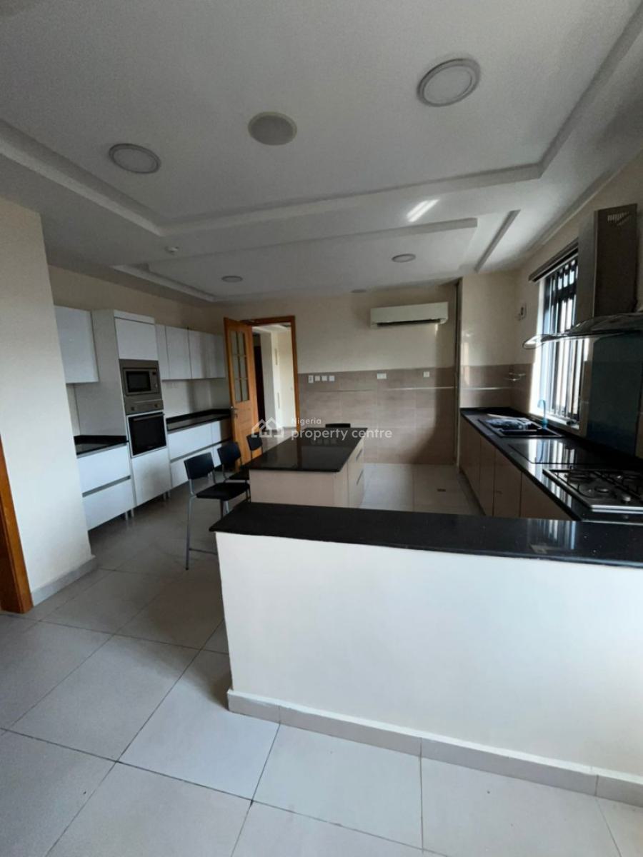 Nicely Finished 3bedroom Apartment with 1room Bq, Lekki Phase 1, Lekki, Lagos, Flat / Apartment for Rent