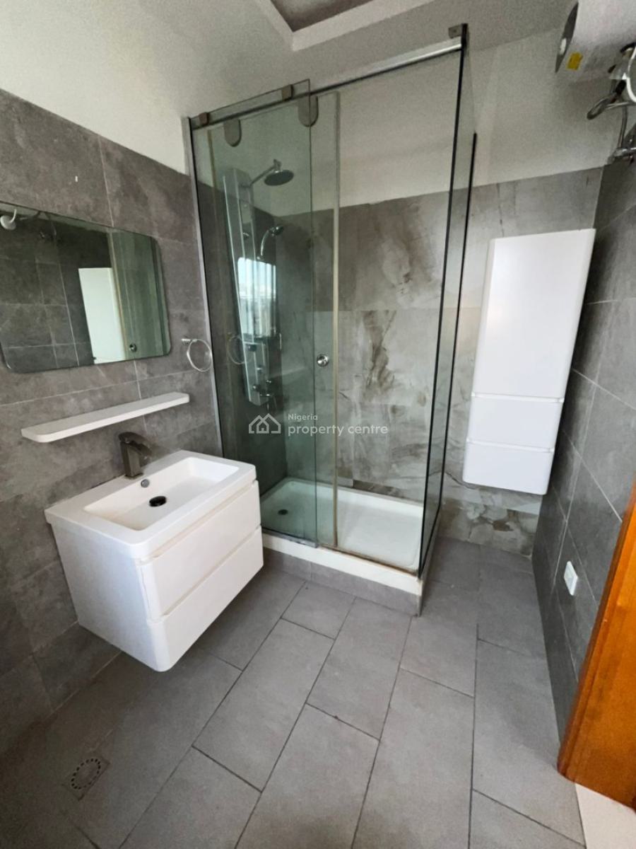 Nicely Finished 3bedroom Apartment with 1room Bq, Lekki Phase 1, Lekki, Lagos, Flat / Apartment for Rent