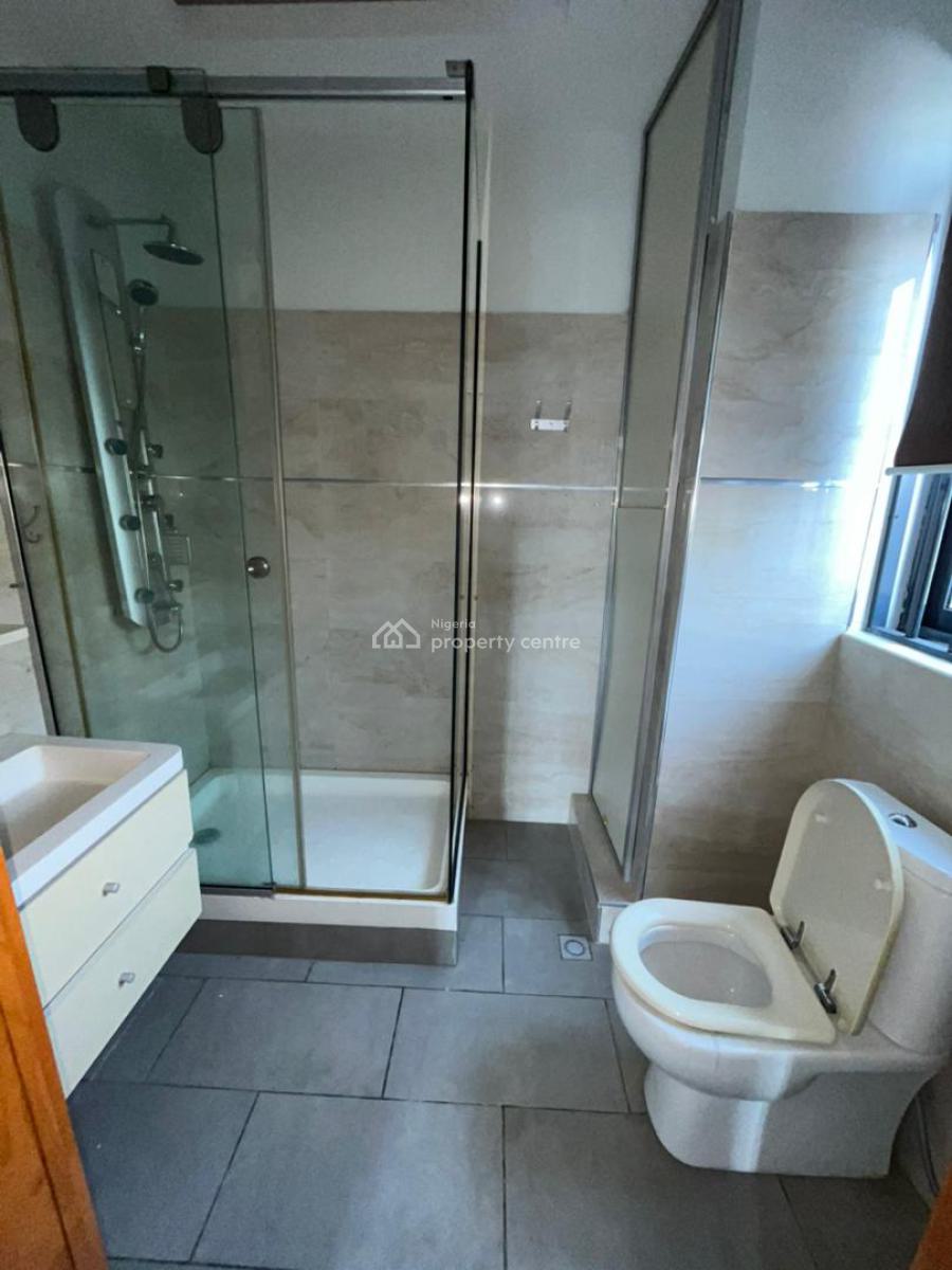 Nicely Finished 3bedroom Apartment with 1room Bq, Lekki Phase 1, Lekki, Lagos, Flat / Apartment for Rent