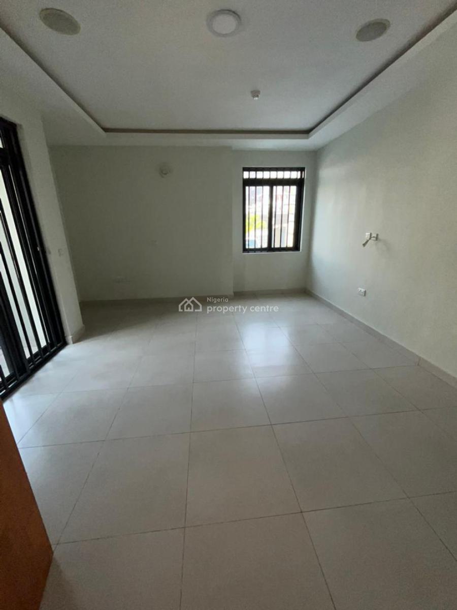 Nicely Finished 3bedroom Apartment with 1room Bq, Lekki Phase 1, Lekki, Lagos, Flat / Apartment for Rent