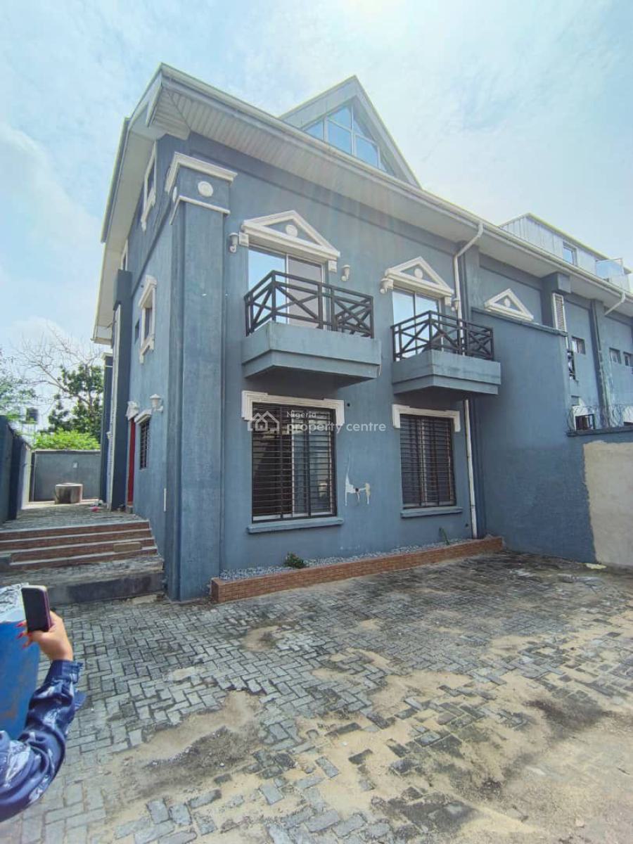 Exquisite 5 Bedroom Semi-detached Duplex, Ogidan, Sangotedo, Ajah, Lagos, Semi-detached Duplex for Rent