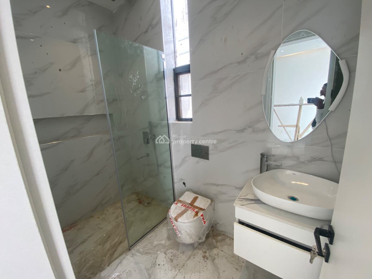 2-bedroom Luxury Apartment, Lekki Phase 1, Lekki, Lagos, Flat / Apartment for Sale