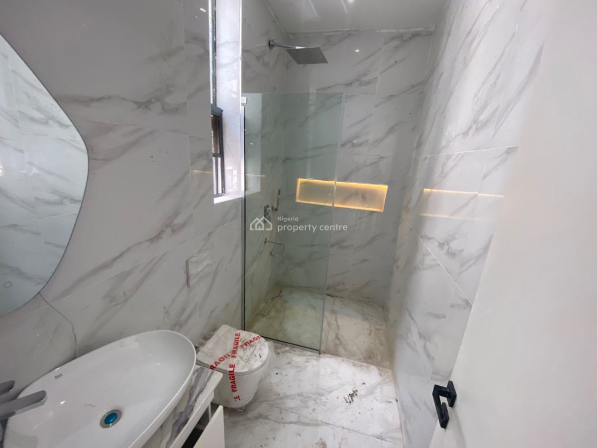 2-bedroom Luxury Apartment, Lekki Phase 1, Lekki, Lagos, Flat / Apartment for Sale