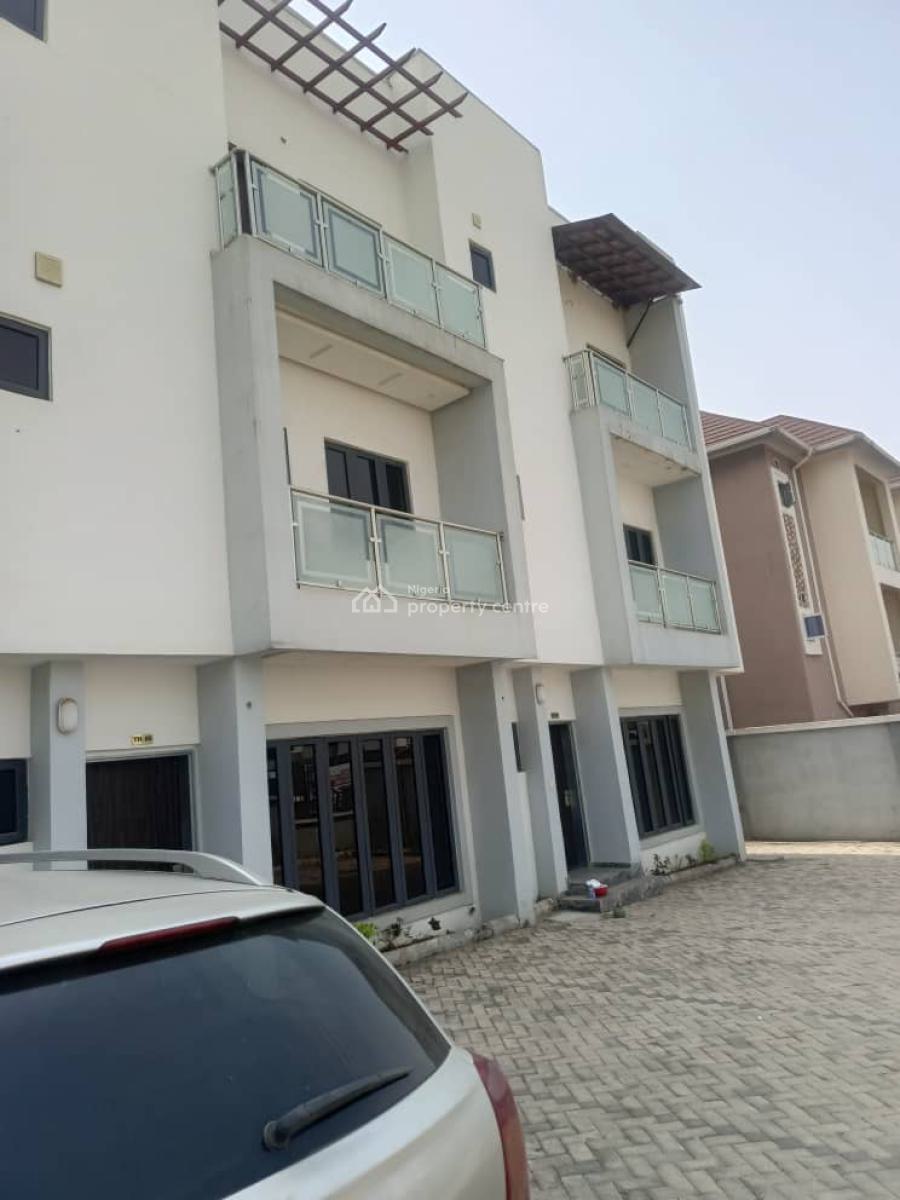 4 Bedroom Semi Furnished Terrace Duplex with Bq in a Quiet Environment, Guzape District, Abuja, Terraced Duplex for Rent