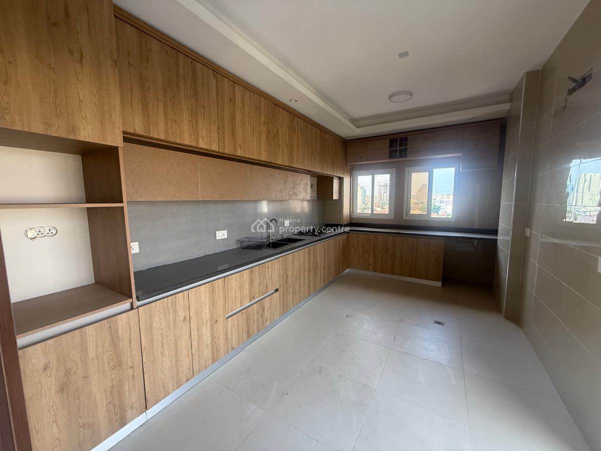 4 Bedroom Penthouse with Maids Room, Victoria Island (vi), Lagos, Flat / Apartment for Sale