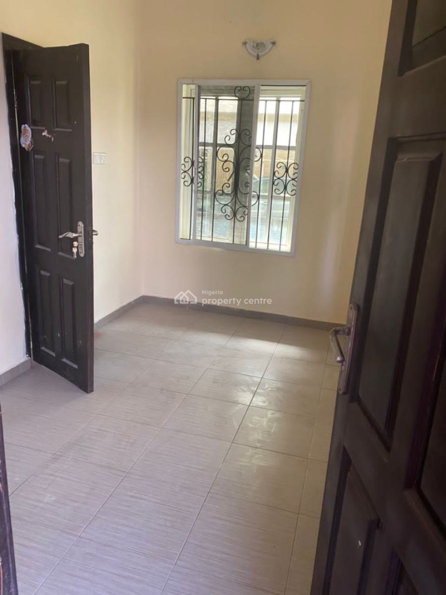 Fully Service 4bedroom Semi Detached Duplex+ Boys Quarter+ 24/7 Light, Chevron Lekki, Lekki, Lagos, Semi-detached Duplex for Rent