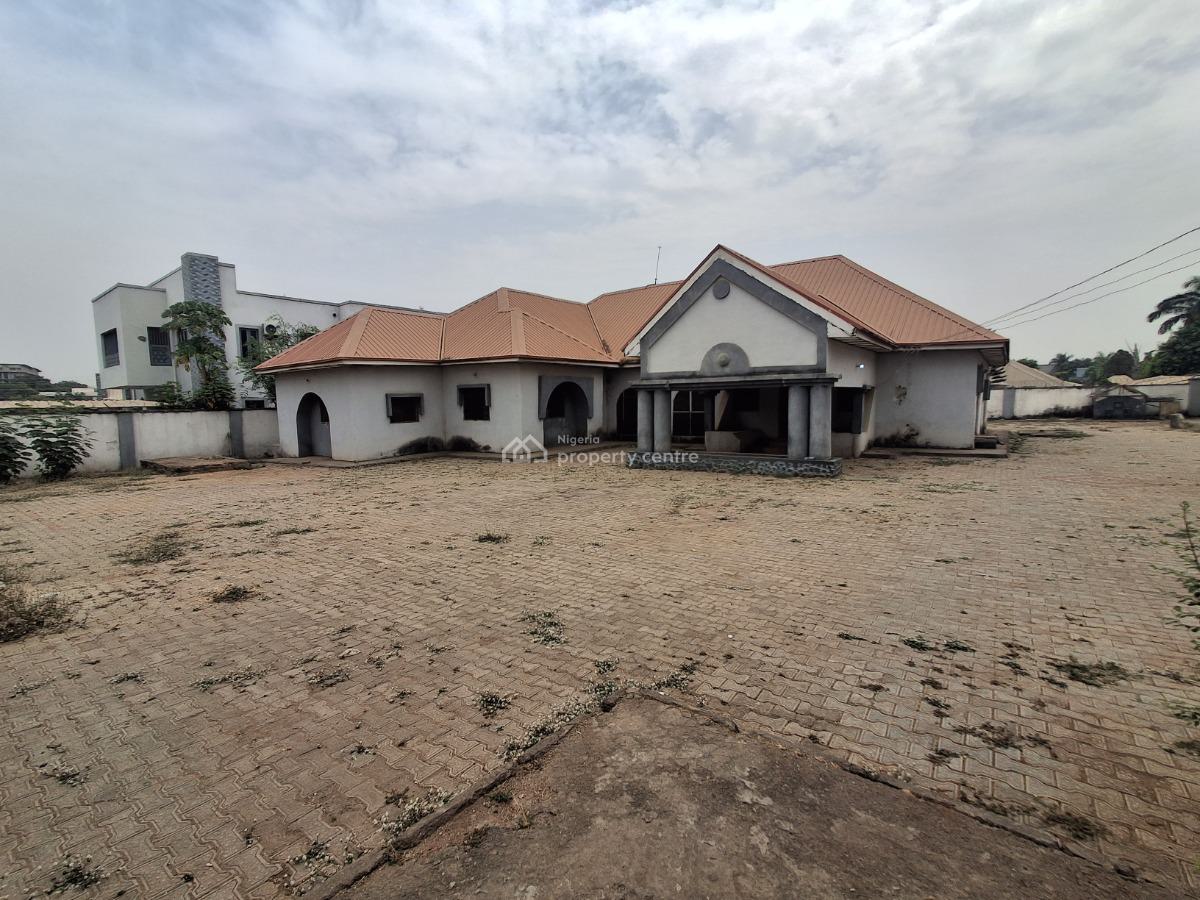 7-bedrooms Bungalow, Kado Estate, Kado, Abuja, Detached Bungalow for Sale