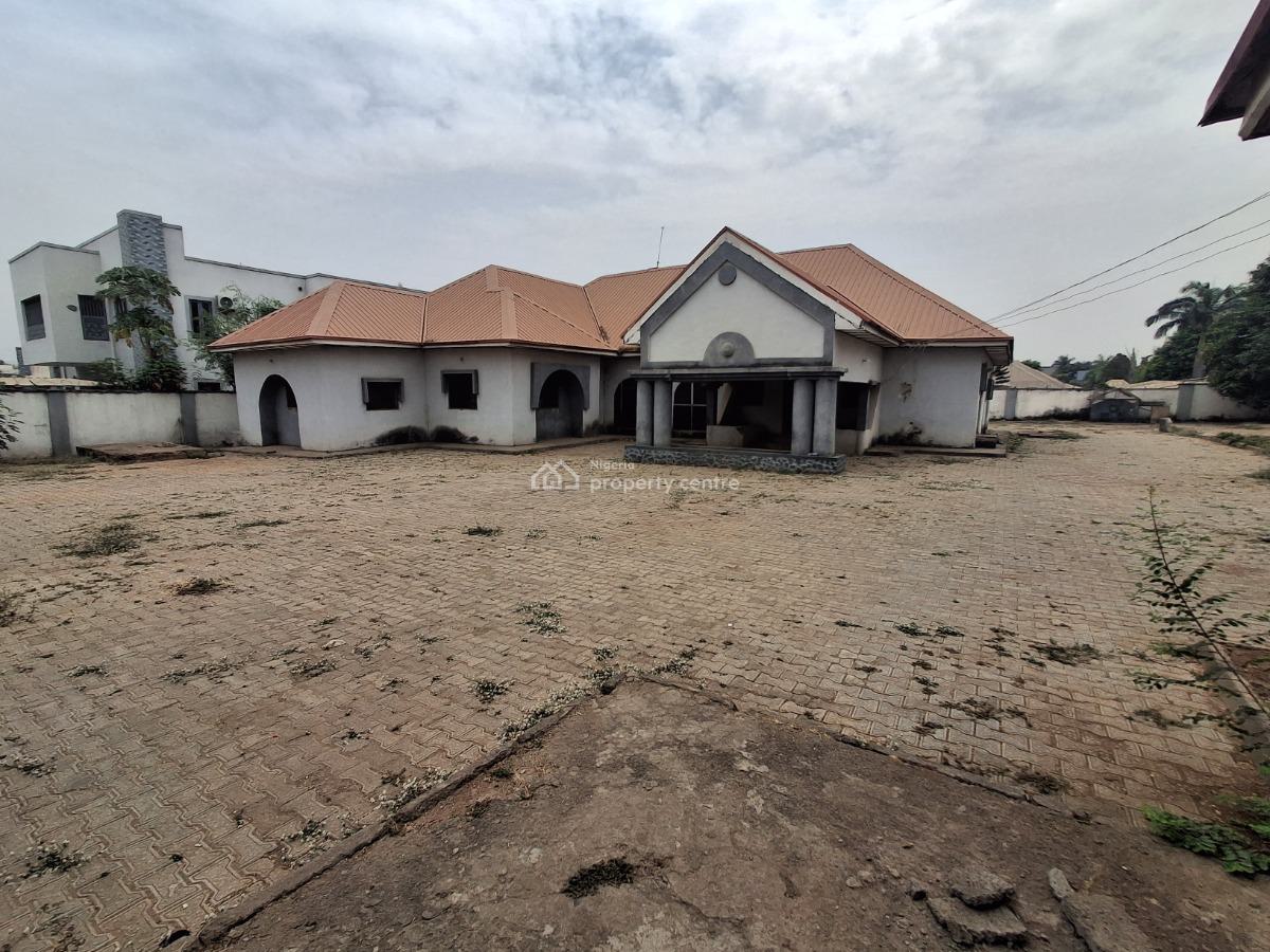 7-bedrooms Bungalow, Kado Estate, Kado, Abuja, Detached Bungalow for Sale