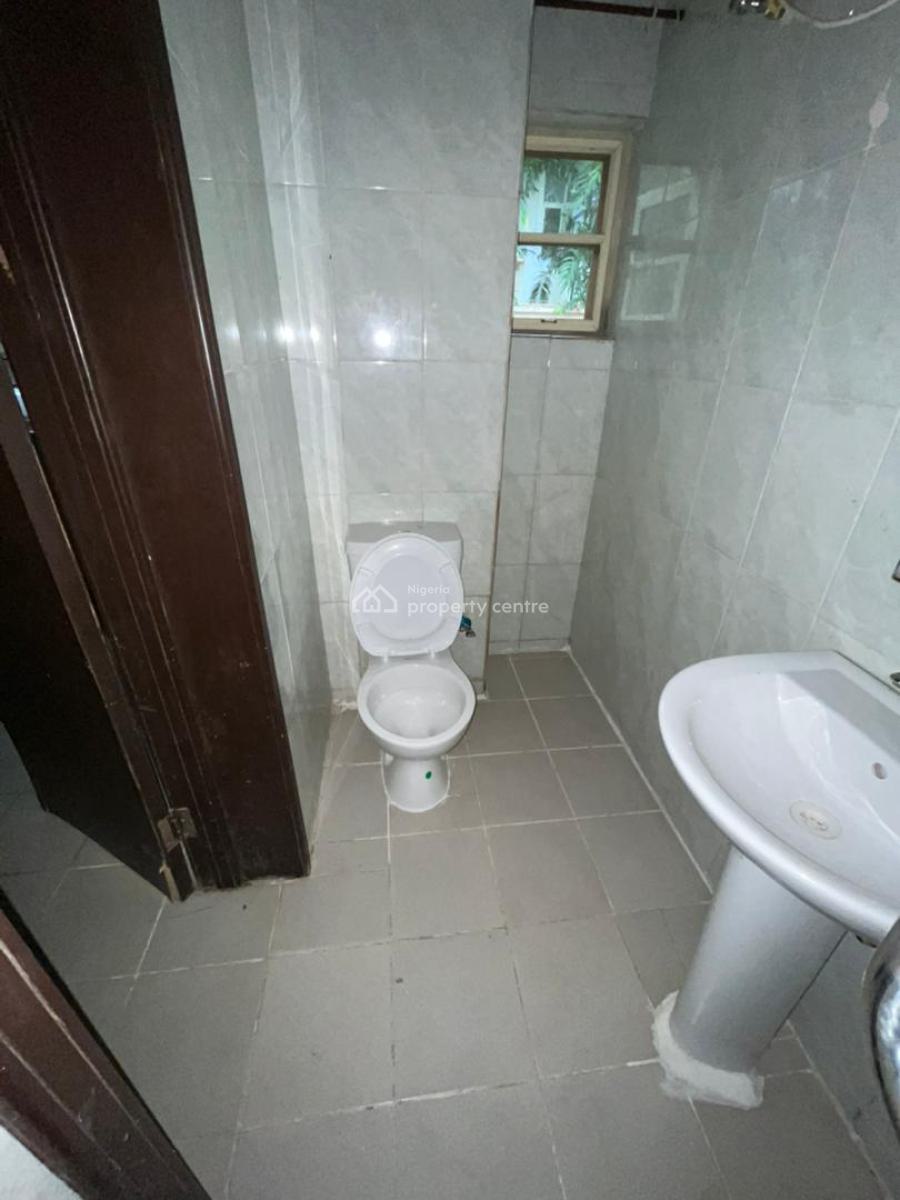 3 Bedroom Apartment with 1 Room Bq, Lekki Phase 1, Lekki, Lagos, Flat / Apartment for Rent