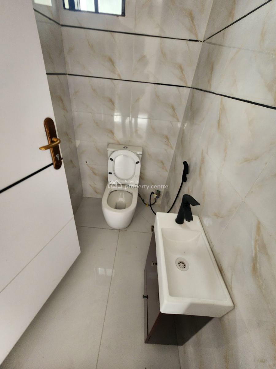 Classic 4 Bedrooms Fully Detached Duplex with Bq + Swimming Pool, Chevron Tollgate, Lekki, Lagos, Detached Duplex for Sale