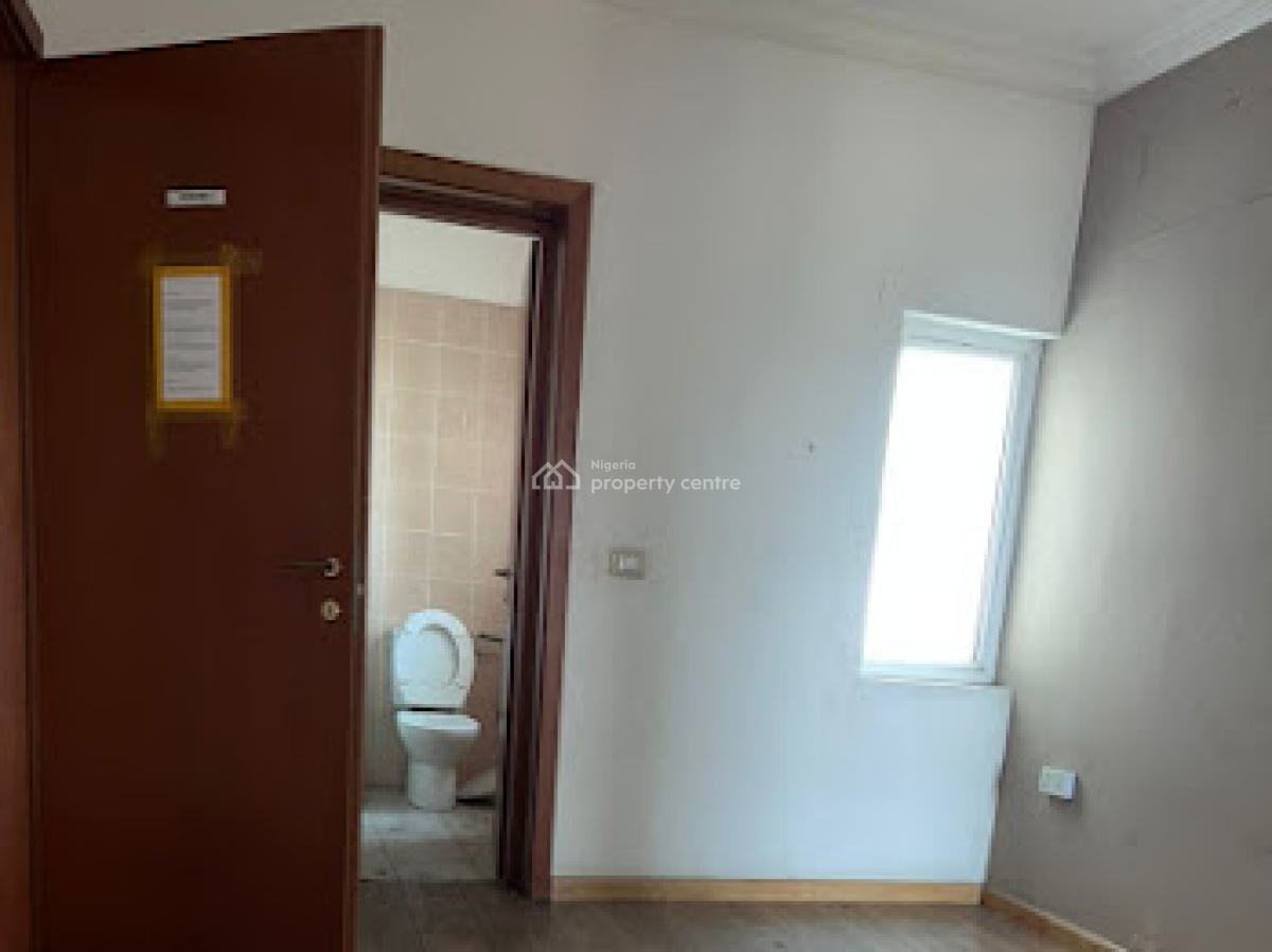 18 Units of 3 Bedrooms Apartment with Bq and Store, Victoria Island (vi), Lagos, Flat / Apartment for Rent