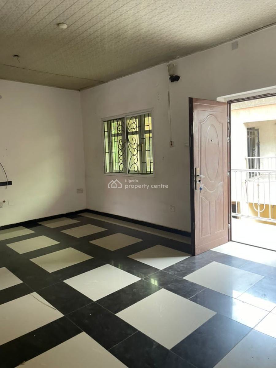 Relatively New 3 Bedroom Apartment Upstairs, Ori-oke, Ogudu, Lagos, Flat / Apartment for Rent