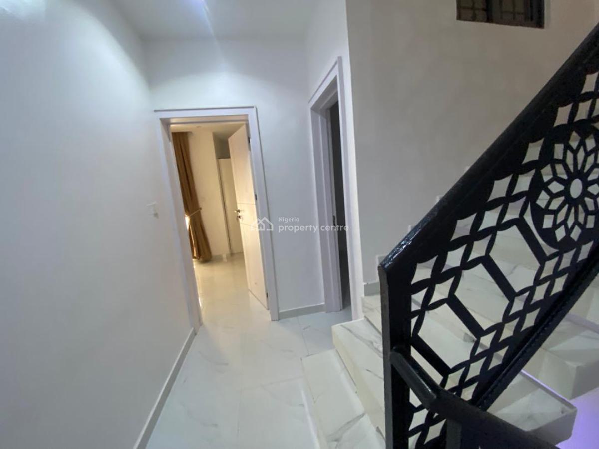 5 Bedroom Semi Detached House with Bq Available, Adeniyi Jones, Ikeja, Lagos, Semi-detached Duplex for Rent