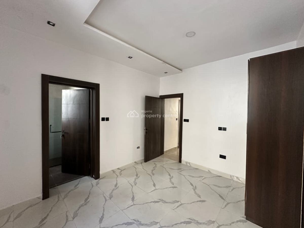 Luxury 3-bedroom Apartment with Bq, Lekki Phase 1, Lekki, Lagos, Flat / Apartment for Rent